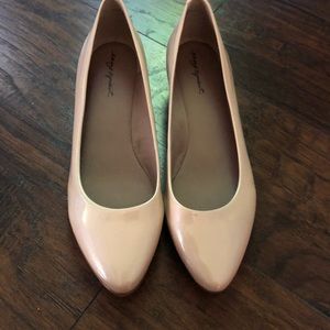 Patent leather Easy Spirit slip in shoes